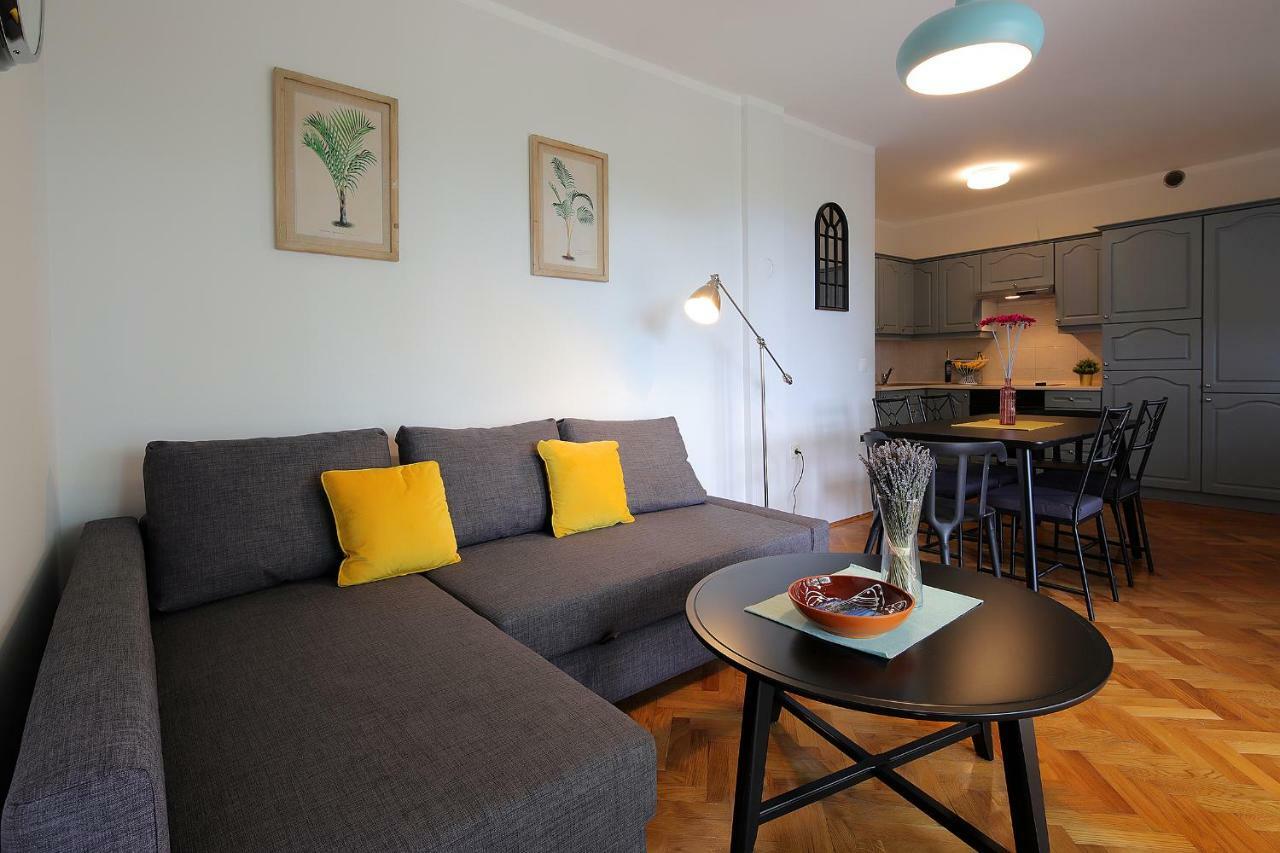 Moro Apartment Malinska Exterior photo