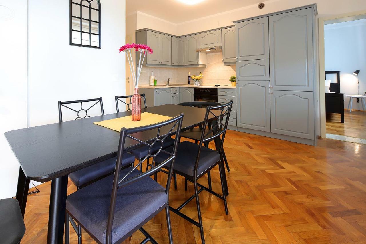 Moro Apartment Malinska Exterior photo